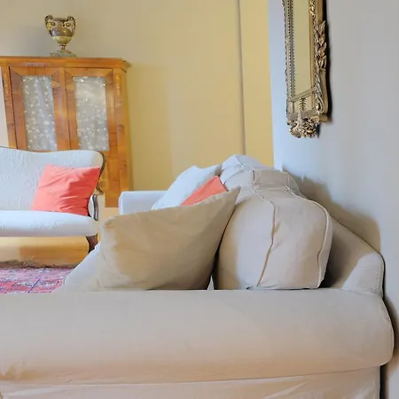 Schubert Flat Apartment Florence